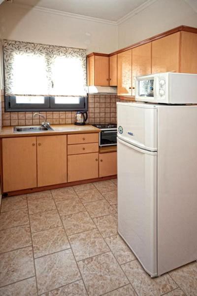 Maria Apartments Sidari  Bilik gambar